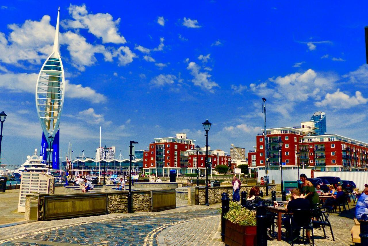 St Georges Balcony Suite With Parking Portsmouth Exterior photo